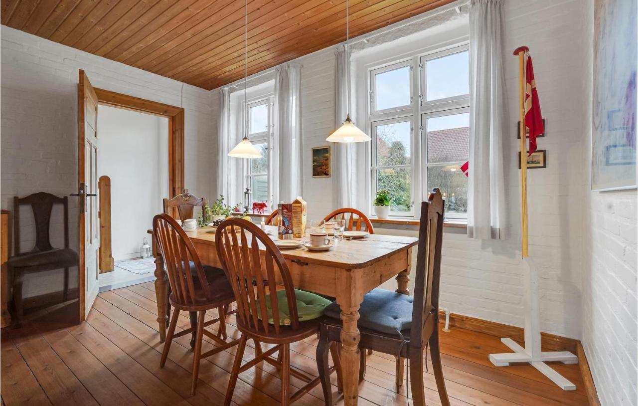 Lovely Home In Sonderborg With Kitchen Esterno foto
