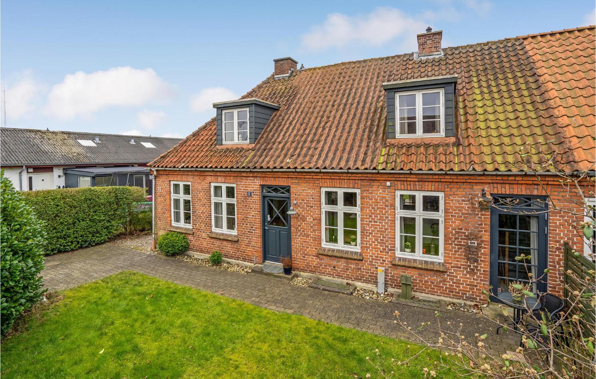 Lovely Home In Sonderborg With Kitchen Esterno foto